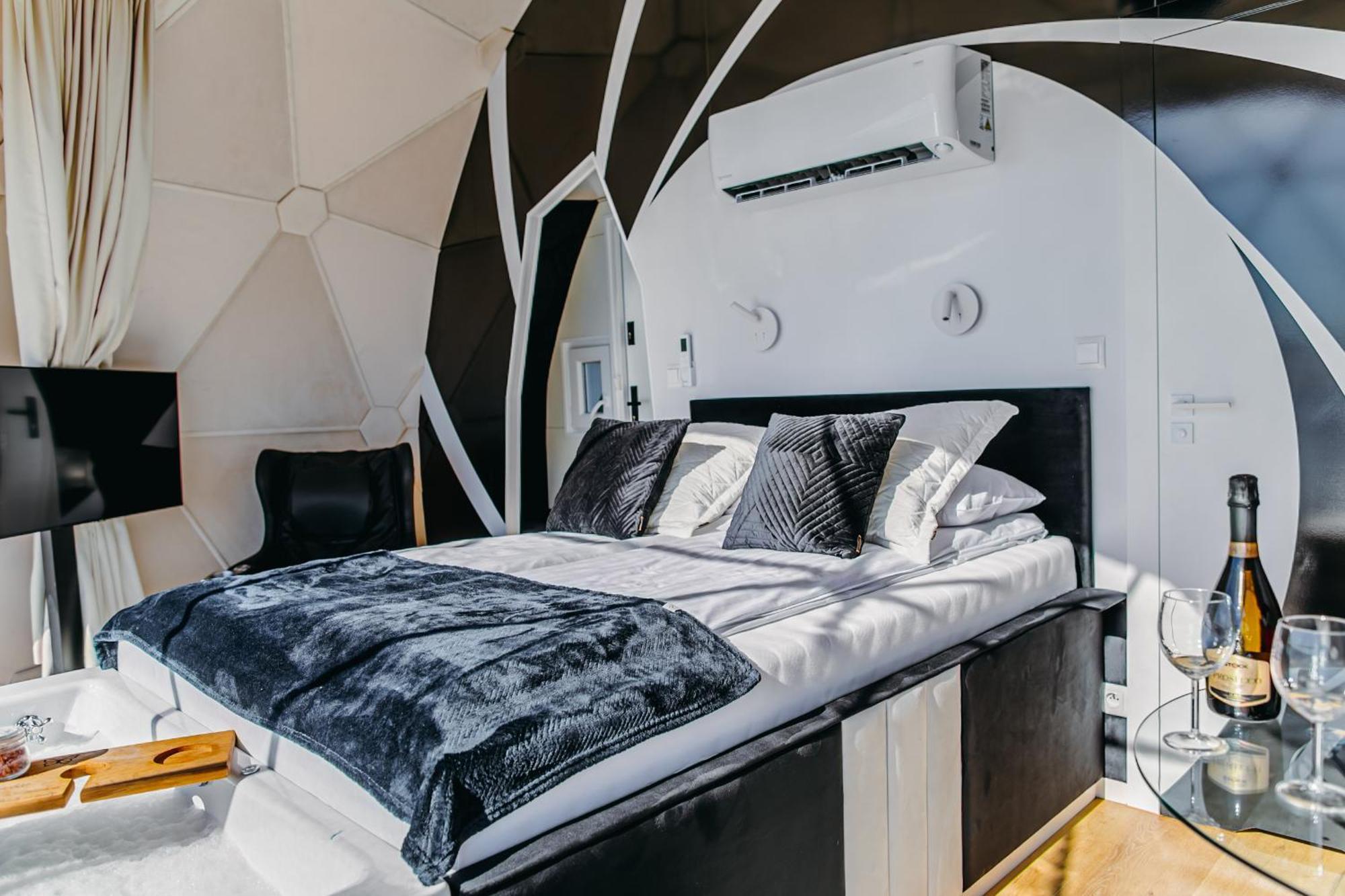 Grand Ht Houseboats - Domki Na Wodzie - Sauna, Jacuzzi, Kominek Mielno (Koszalin) Quarto foto